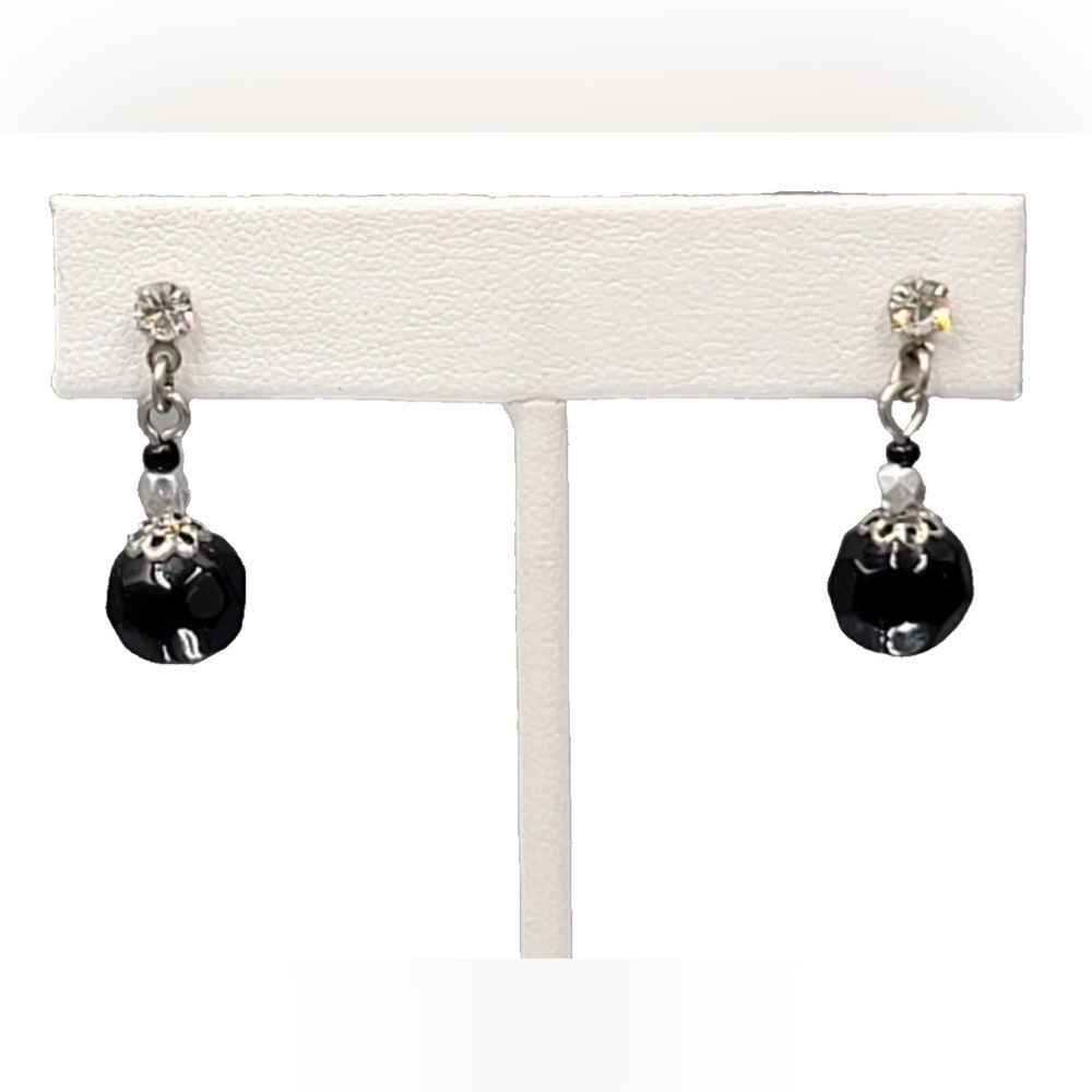 Vintage Faceted Crystal Beaded Dangle Earrings Silver Tone Black Drop Retro Y2K